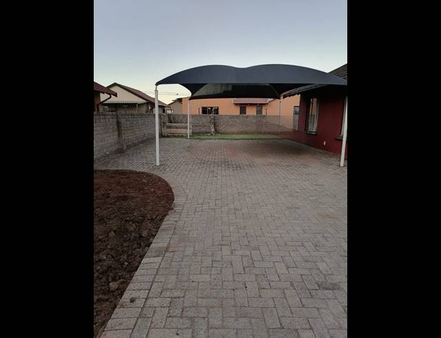 2 BEDROOM HOUSE FOR SALE IN UNITAS PARK